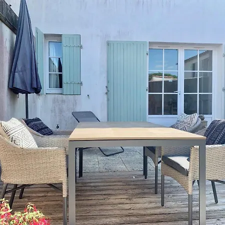 159 - Vauban With Parking *