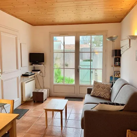 159 - Vauban With Parking